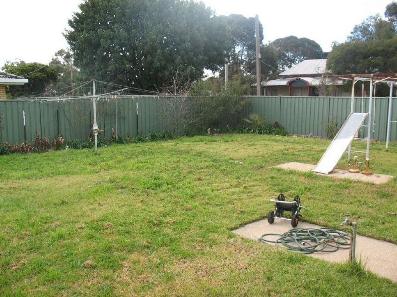 8  Sunshine Blvd, Mulwala NSW 2647