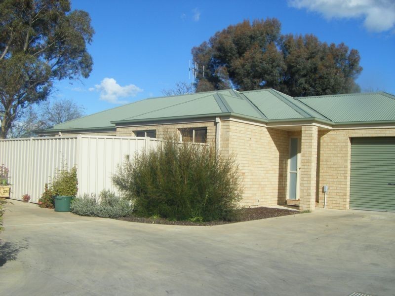 3/5 Warrick St, Yarrawonga VIC 3730