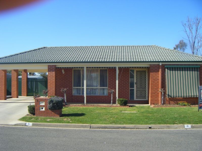8 Sunshine Bvd, Mulwala NSW 2647