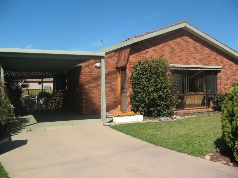 2 Paradise Court, Mulwala NSW 2647
