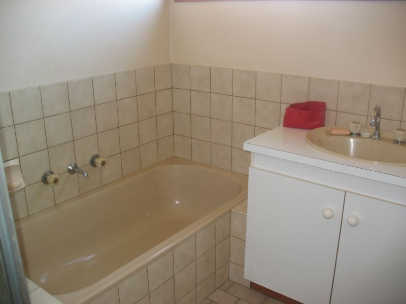 2 Paradise Court, Mulwala NSW 2647