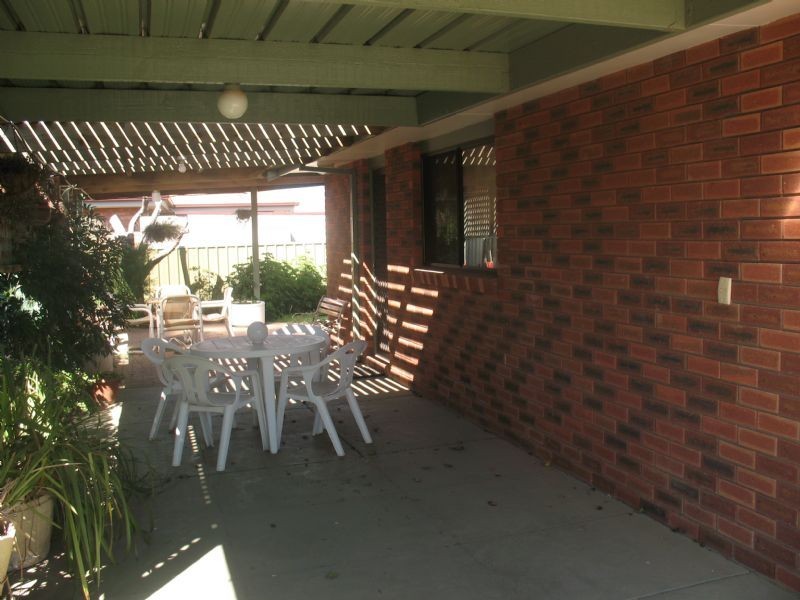 2 Paradise Court, Mulwala NSW 2647