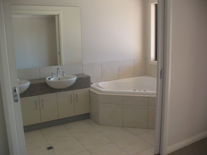 2/53 Anchorage Way, Yarrawonga VIC 3730