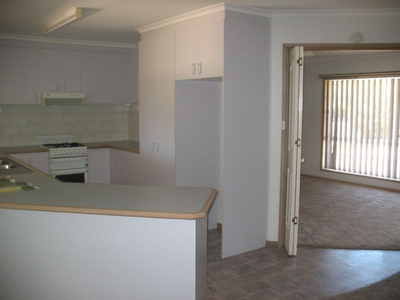 27 Sturt Street, Mulwala NSW 2647