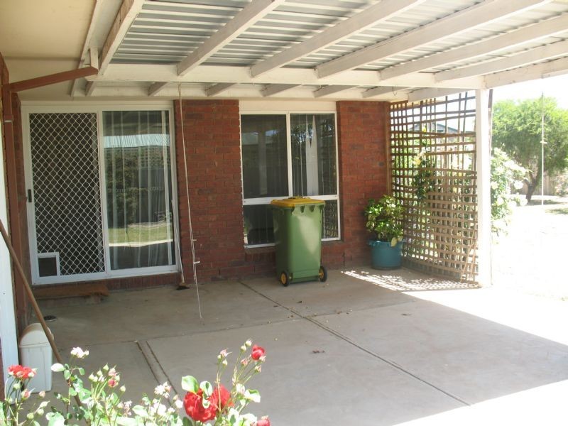 27 Sturt Street, Mulwala NSW 2647