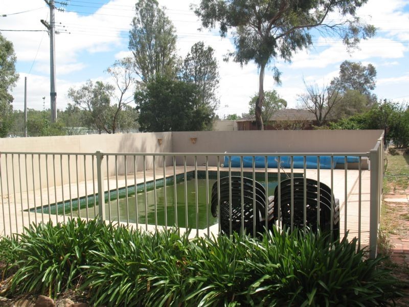 9  Irvine Pde, Yarrawonga VIC 3730