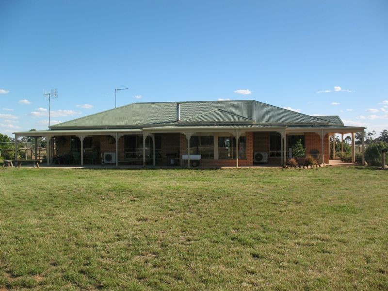 115 Cobrawonga Rd, Cobram VIC 3644