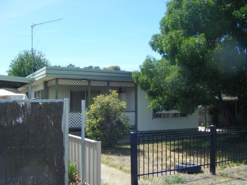 70 Ely St, Yarrawonga VIC 3730