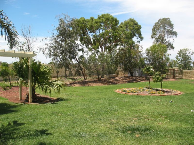 13 Rosemary Court, Yarrawonga VIC 3730