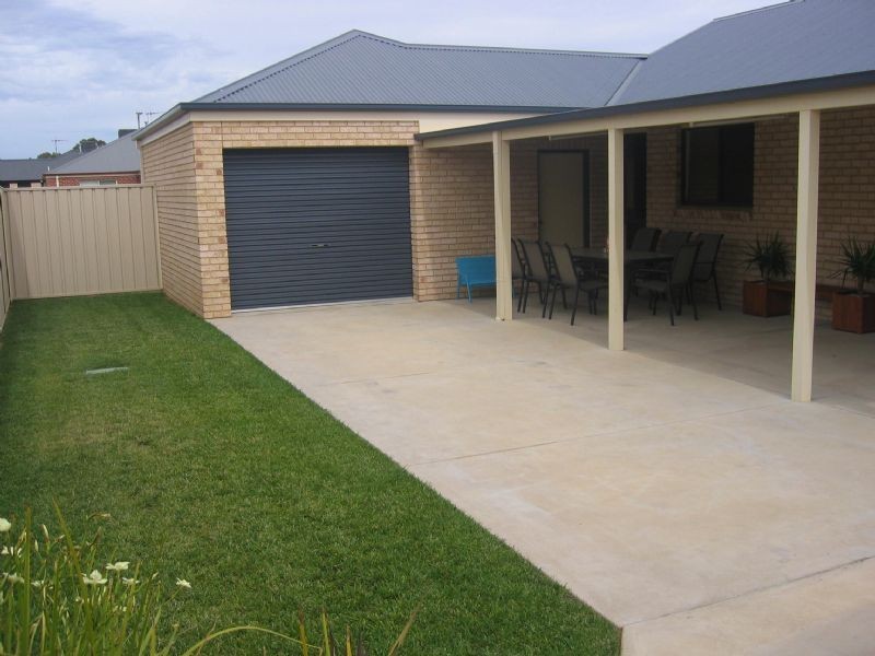 21 Derry Drive, Yarrawonga VIC 3730