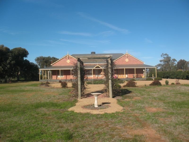 45 south Rd, Yarrawonga VIC 3730