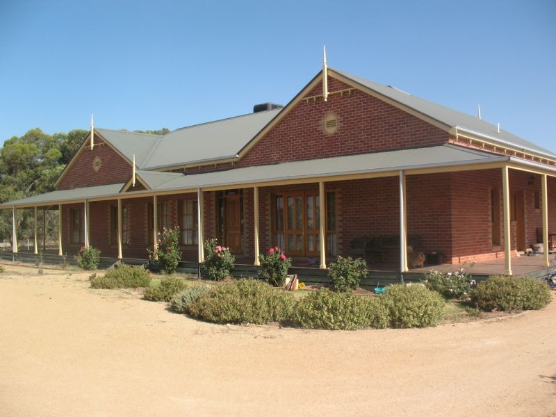 45 south Rd, Yarrawonga VIC 3730