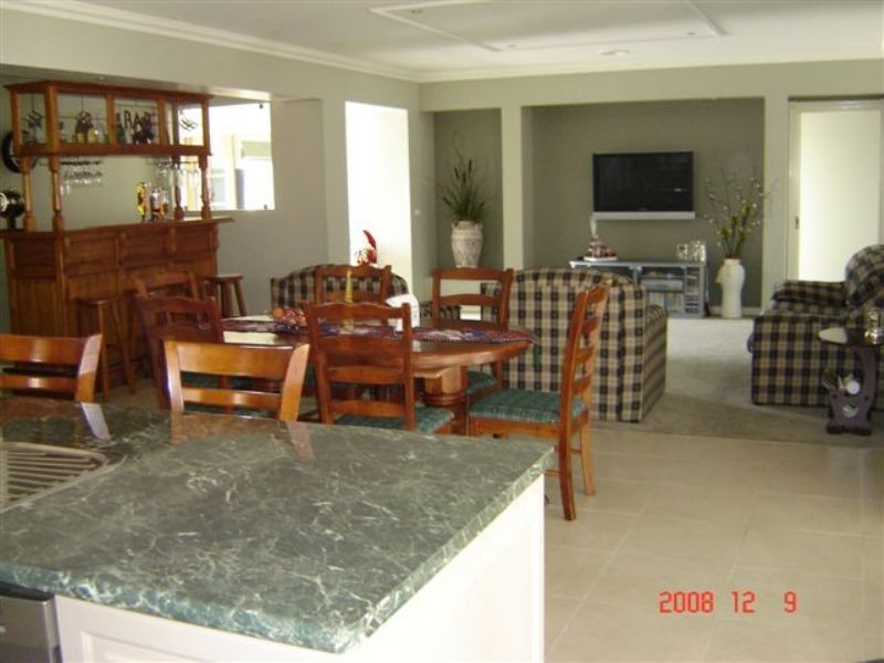 8 Linda Cres, Yarrawonga VIC 3730