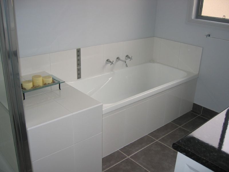 3 Hollywood Cres, Yarrawonga VIC 3730