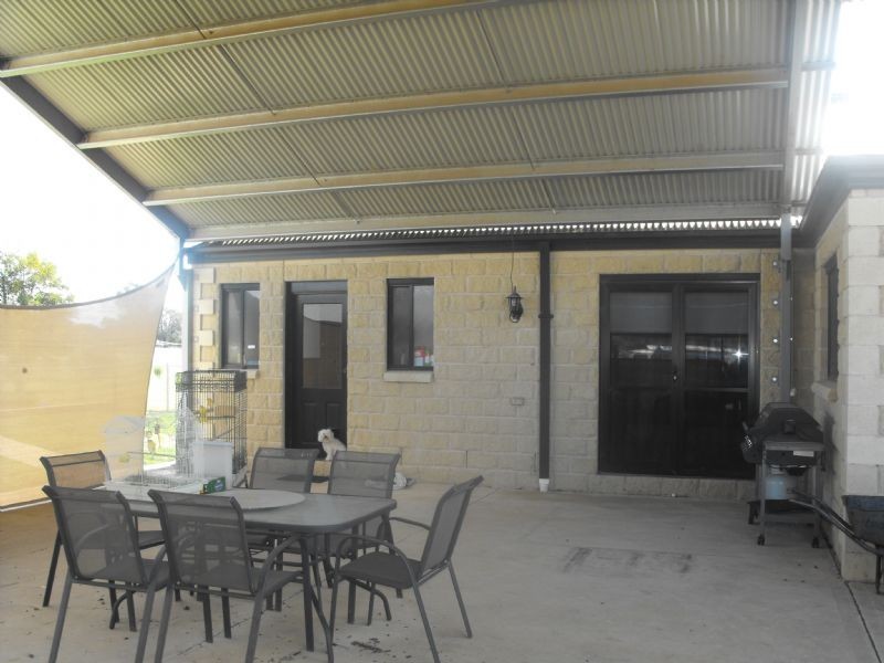 77 Pasley Street, Bundalong VIC 3730