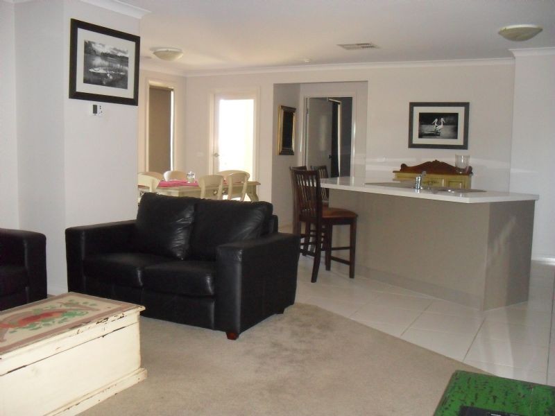 4/49 ANCHORAGE WAY, Yarrawonga VIC 3730