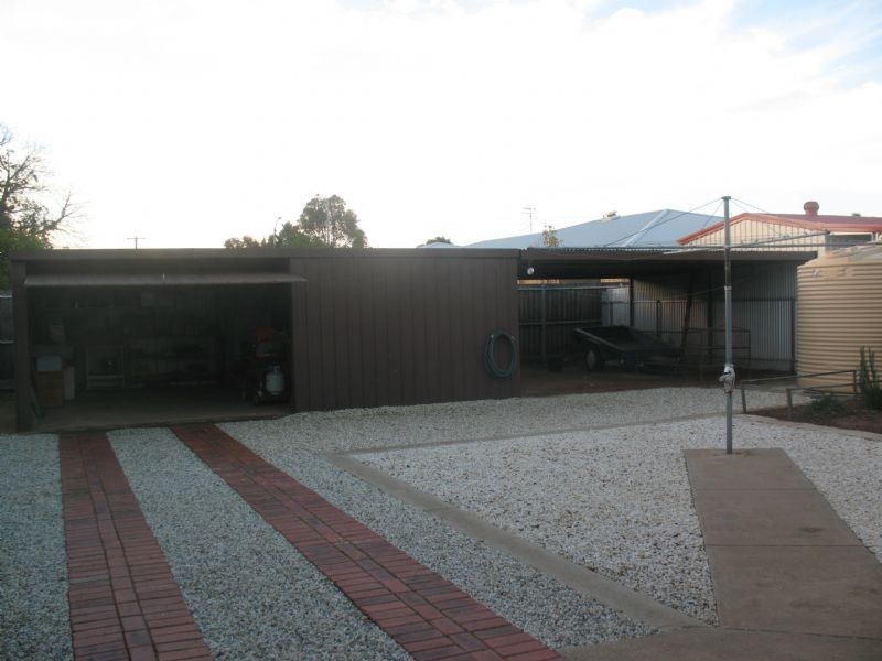 52  Dunlop Street, Yarrawonga VIC 3730