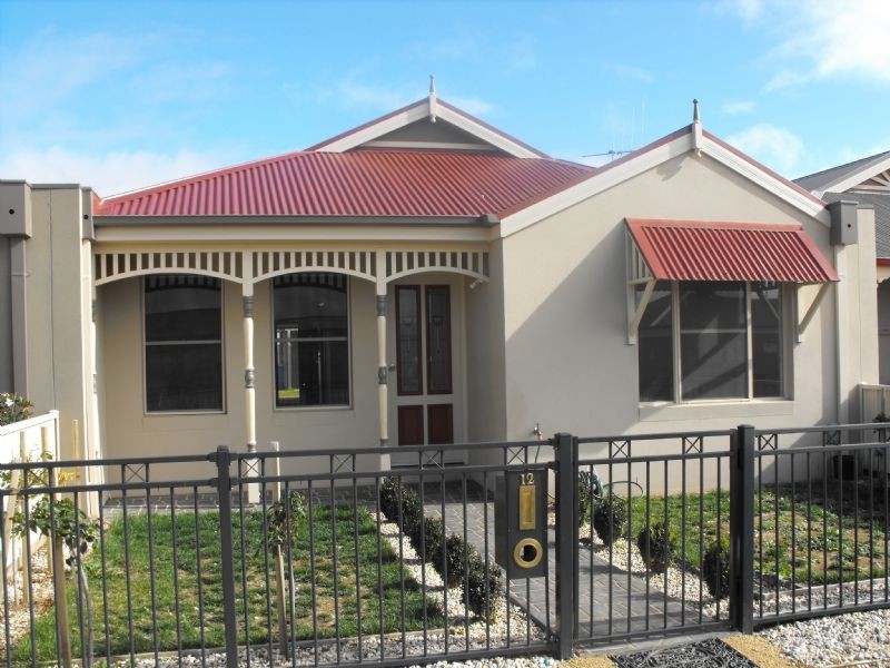 12 Rebecca Way, Yarrawonga VIC 3730