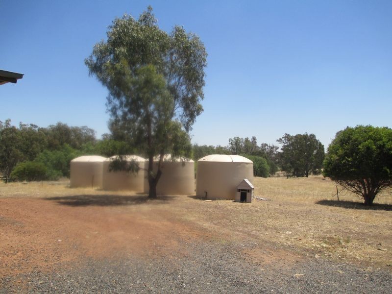 1588 Angle Road, Yarrawonga VIC 3730