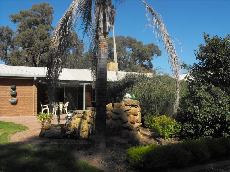 12 Wanani Road, Mulwala NSW 2647
