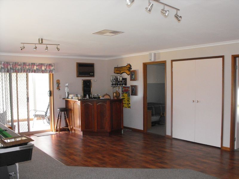 12 Wanani Road, Mulwala NSW 2647