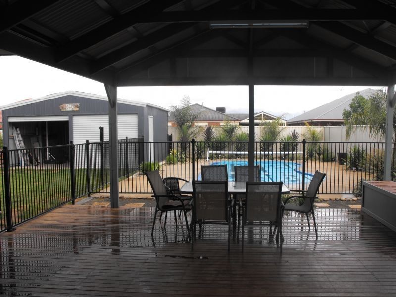 4 Linda Cres, Yarrawonga VIC 3730