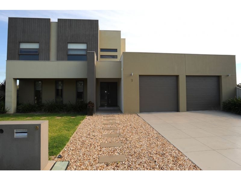 9 Lakeside Drive, Bundalong VIC 3730