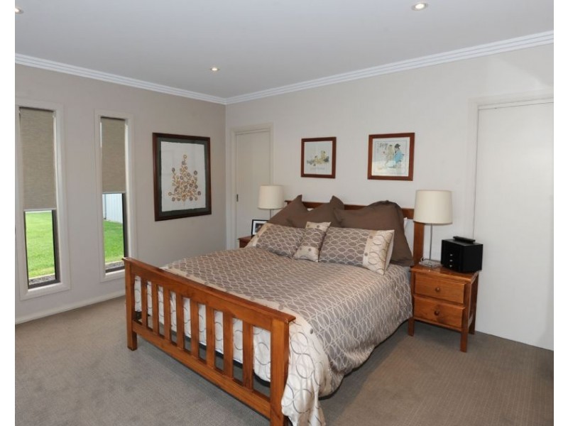 9 Lakeside Drive, Bundalong VIC 3730