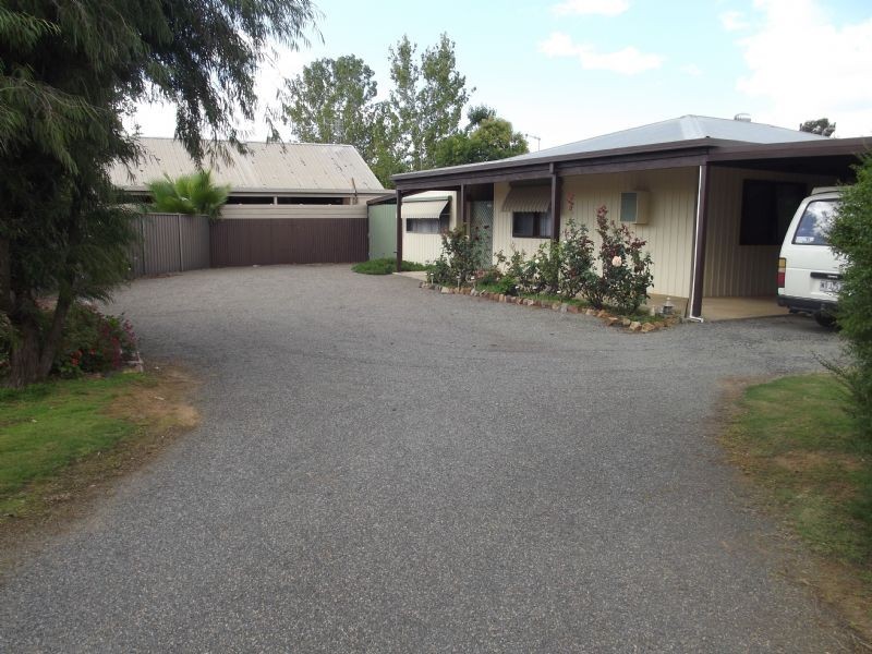 14 Hazelle court, Yarrawonga VIC 3730