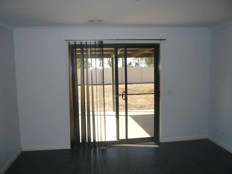 43 Zorro Drive, Yarrawonga VIC 3730
