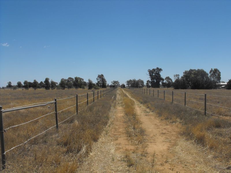 V/L- 667 Murray Valley Hwy, Yarrawonga VIC 3730