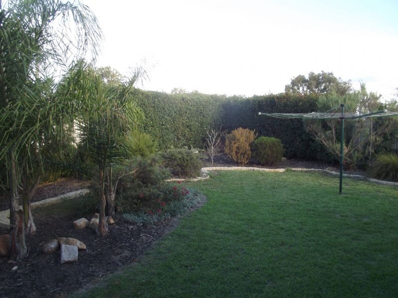 32 Steneker Cresent, Yarrawonga VIC 3730