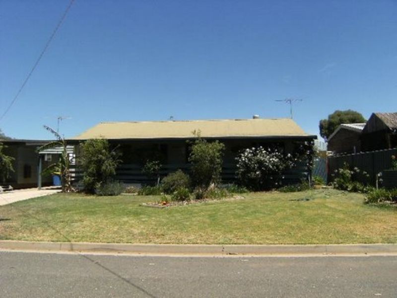 49 Graham Ave, Bundalong VIC 3730