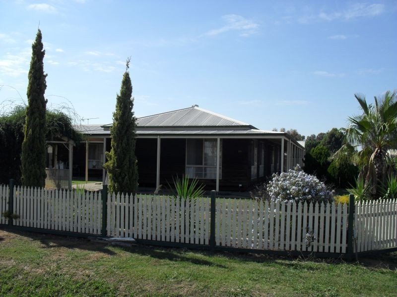 22 Hogans Rd, Yarrawonga VIC 3730