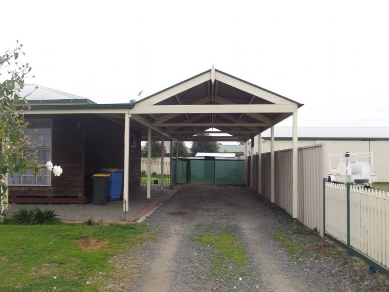 22 Hogans Rd, Yarrawonga VIC 3730