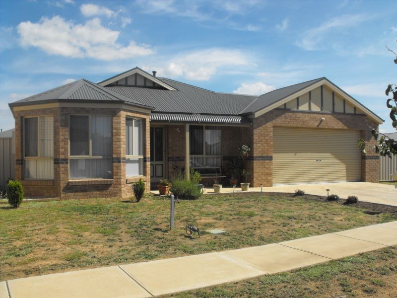 7 Fiona Drive, Yarrawonga VIC 3730