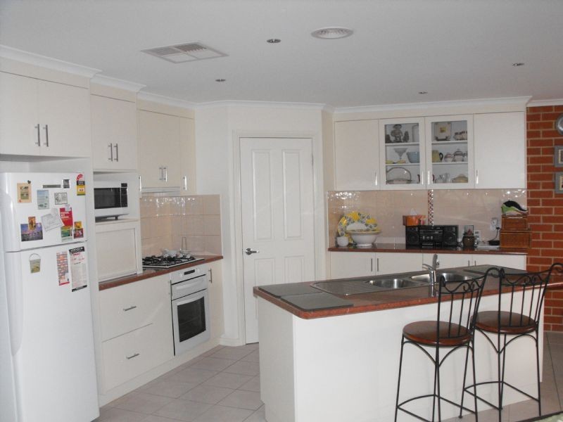 4 Heron Court, Yarrawonga VIC 3730