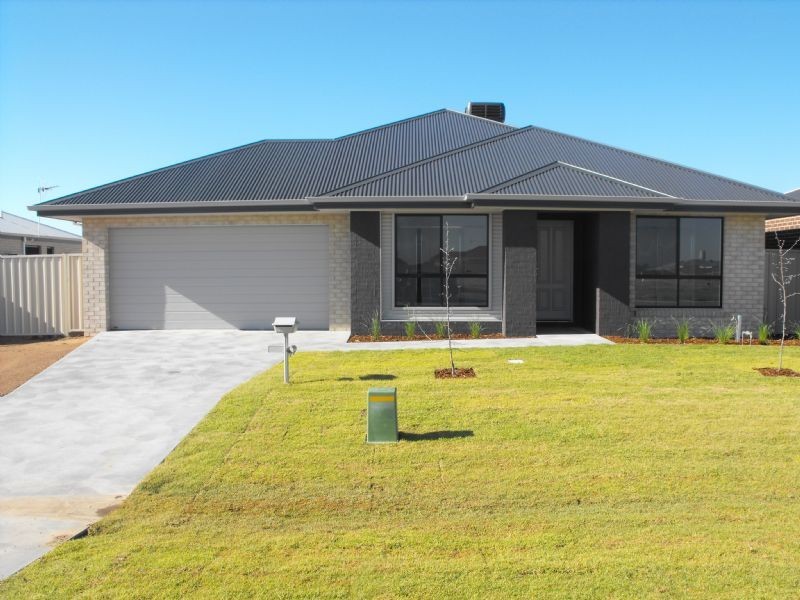 2 Lakeview Circuit, Yarrawonga VIC 3730
