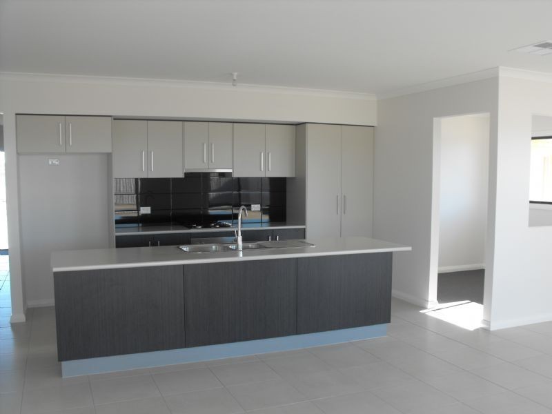 2 Lakeview Circuit, Yarrawonga VIC 3730