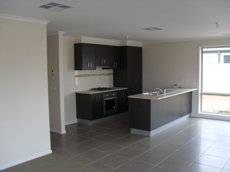 13 Heather Circuit, Mulwala NSW 2647