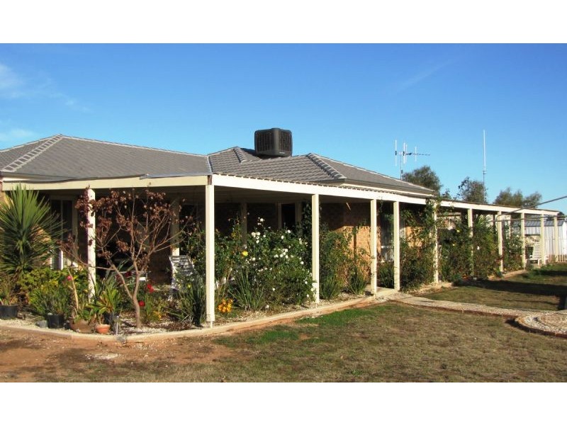 2 Valley Court, Yarrawonga VIC 3730
