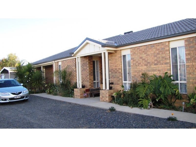 2 Valley Court, Yarrawonga VIC 3730