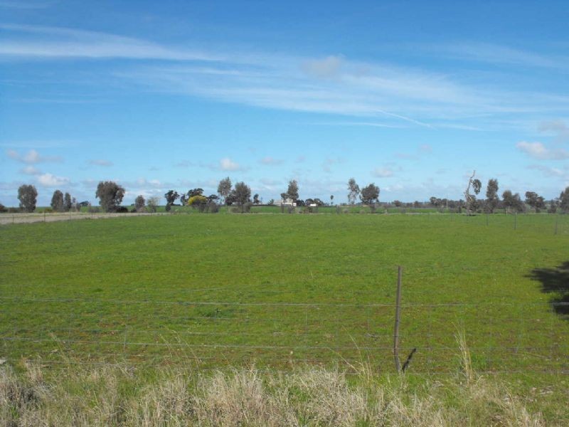 2 Valley Court, Yarrawonga VIC 3730