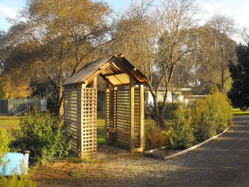 AUCTION 1460 Murray Valley Hwy, Bundalong VIC 3730