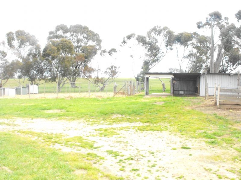 AUCTION 1915 Boomahoomoonah East Rd Boomahnoomoonah, Yarrawonga VIC 3730