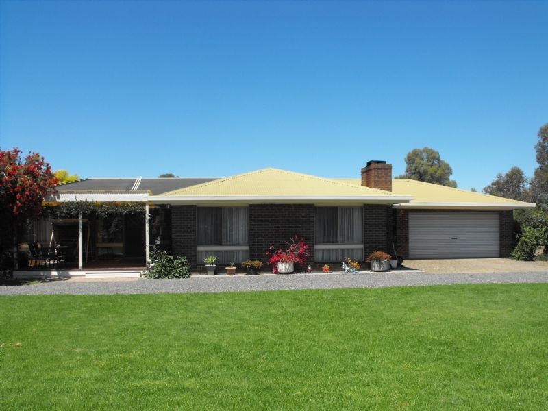 18 Charles Street, Yarrawonga VIC 3730