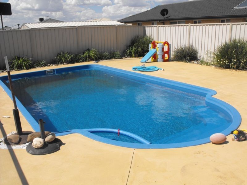 18 Derry Drive, Yarrawonga VIC 3730