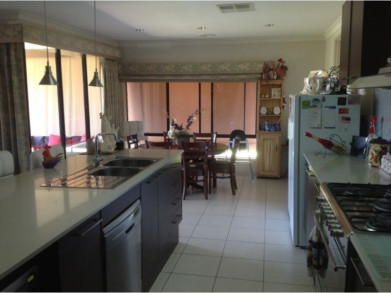 21 La Bamba Drive, Yarrawonga VIC 3730