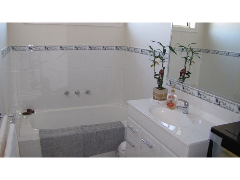 Unit-2/8 Dunlop Street, Yarrawonga VIC 3730