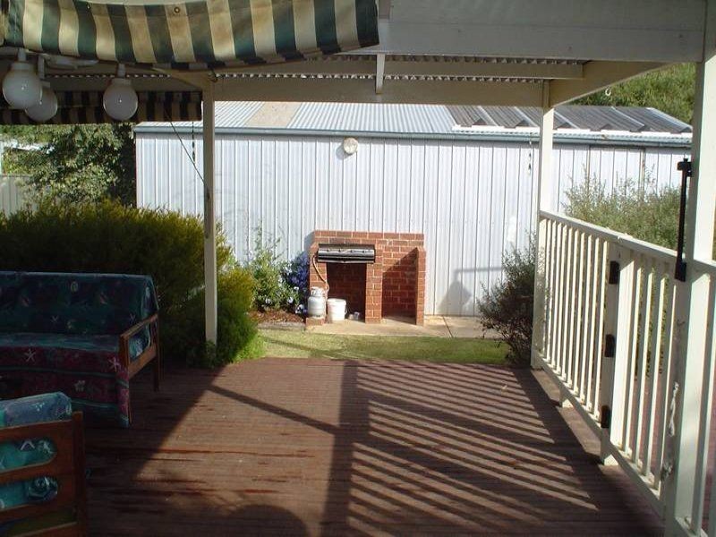 24 Spry Street, Tungamah VIC 3728